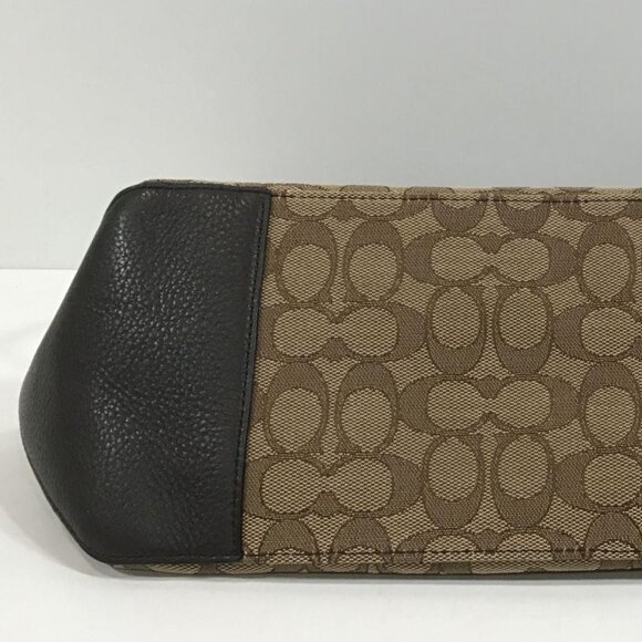 COACH 2 piece set Signature Zip Tote and Wallet - Picture 7 of 16